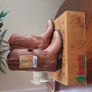 Laredo WALNUT DEERTAN Leather Western Boots New With Tags Very Prrety Style